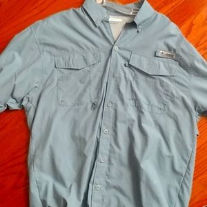 Columbia PFG button down